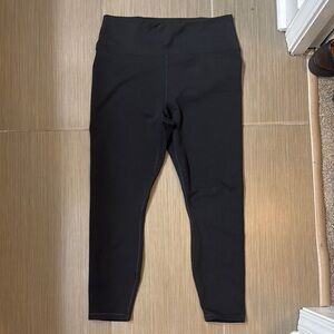 Fabletics Boost Power-Hold Black 7/8 length, high waisted leggings - size Large
